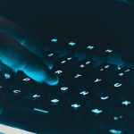 Asla Güvenme, Her Zaman Doğrula: Şirketler İçin Parola Güvenliği Alarmı